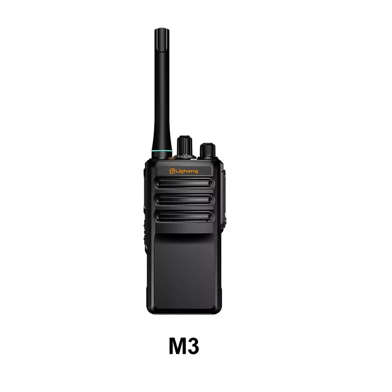 M3 ekraanita digitaalne raadiosaatja